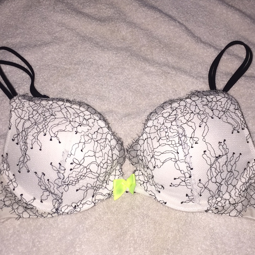 VS very sexy push up bra